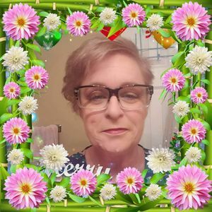 Meet your Posher, Debbie